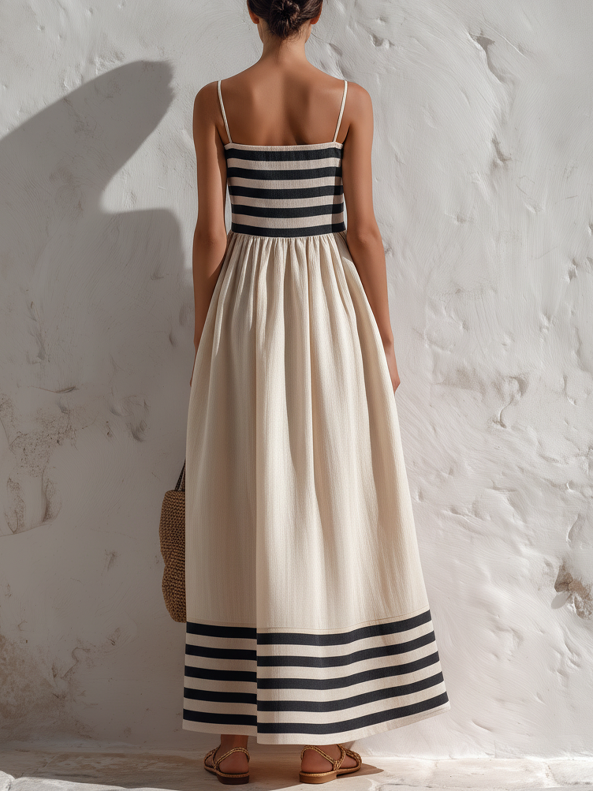 Ortensia · Vestido Largo de Rayas Escote Cuadrado y Tirantes Finos