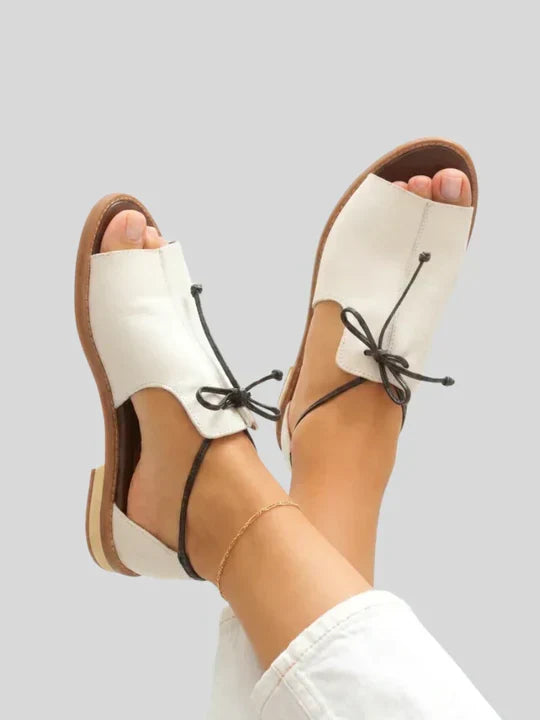Liliana · Sandalias de Tiras con Lazo