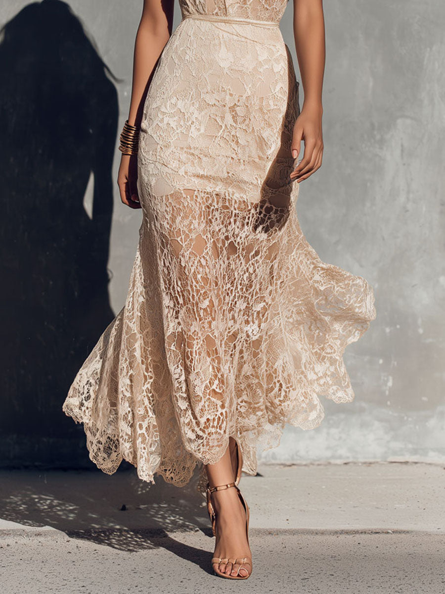 Aurélie | Vestido Maxi de Encaje Dorado con Escote en V