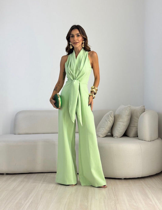 Carol F. · Mono Elegante de Lujo Contemporáneo