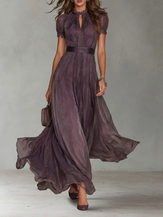Flavia | Vestido Largo Violeta con Escote Gota y Encaje en Chiffon
