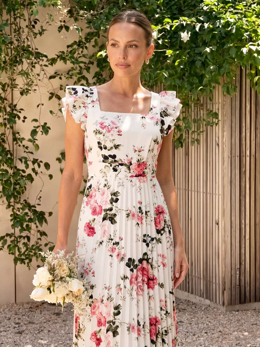 Vestido midi floral plisado con volantes