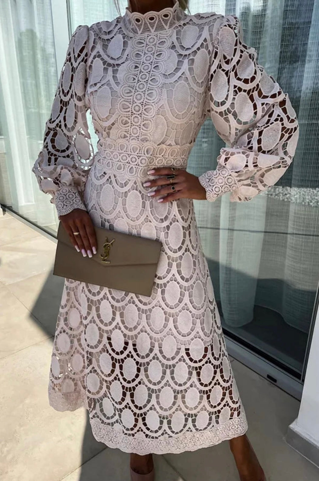 Eloah | Vestido Midi de Encaje Elegante