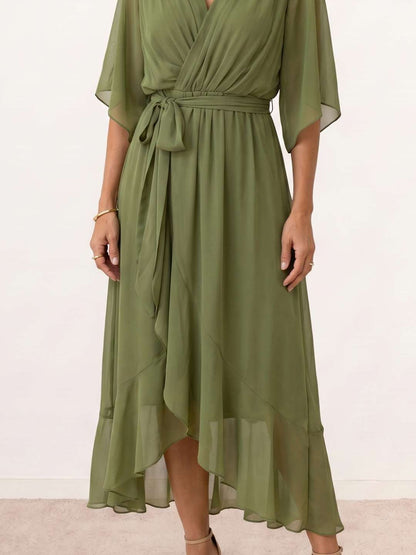 Vestido midi cruzado con cinturón