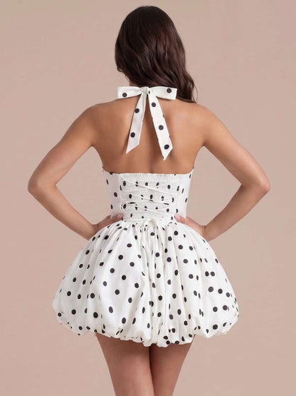 Vestido corto de lunares con falda volumen