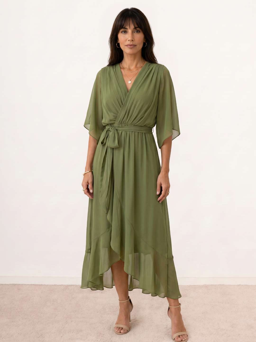 Vestido midi cruzado con cinturón