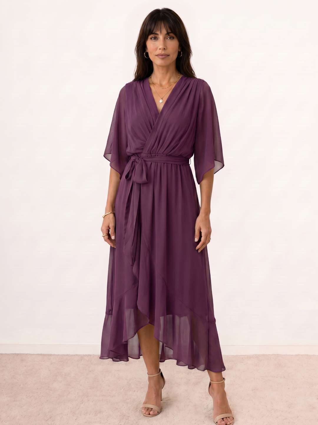 Vestido midi cruzado con cinturón